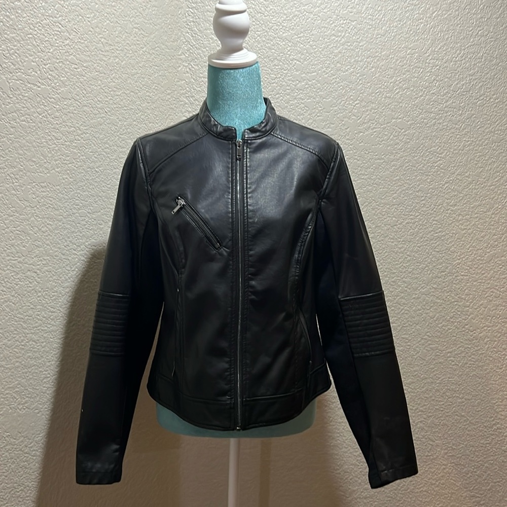 APT. 9 Women’s Leather Jacket